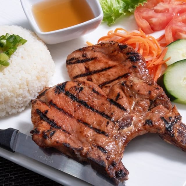 R5. Grilled Marinated Pork Chops with Steamed Rice.