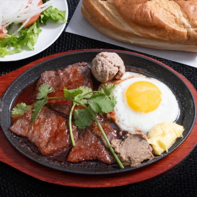C2. Bò Né Filet Mignon.