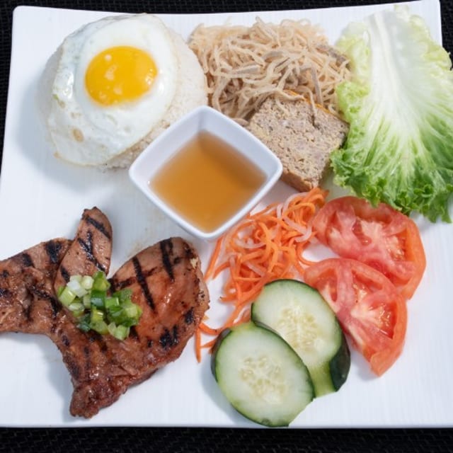 R7. Grilled Marinated Pork Chop Special with Steamed Rice.